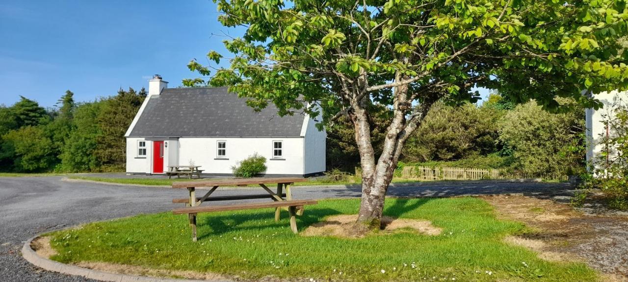 Louisburgh Cottages Dış mekan fotoğraf